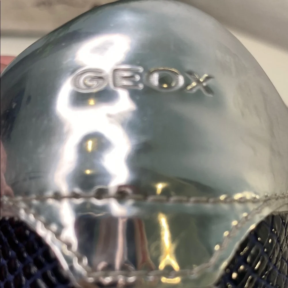 Geox python embossed